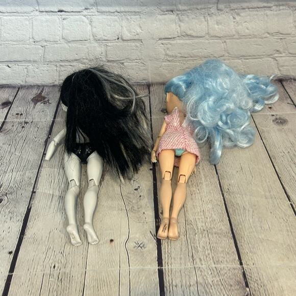 Set of 2 Rainbow High & Shadow High Dolls - Picture 3 of 4